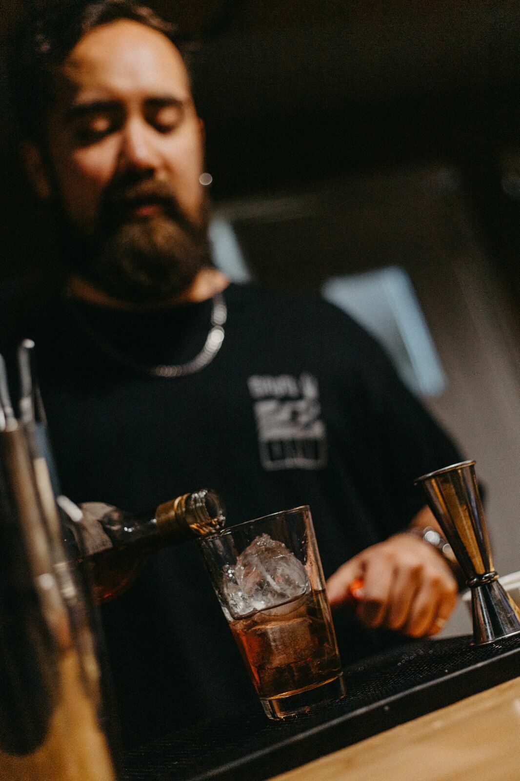 Foto Rolê Local: Uma noite gastronômica ao som de vinil em Vertiente - Bariloche. - Imagem 4