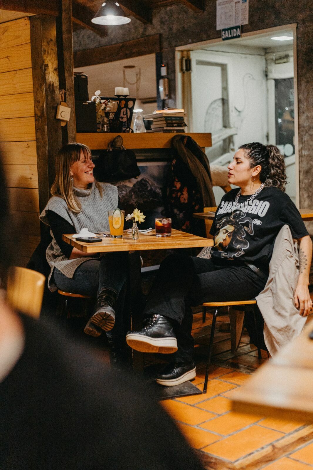 Foto Rolê Local: Uma noite gastronômica ao som de vinil em Vertiente - Bariloche. - Imagem 27